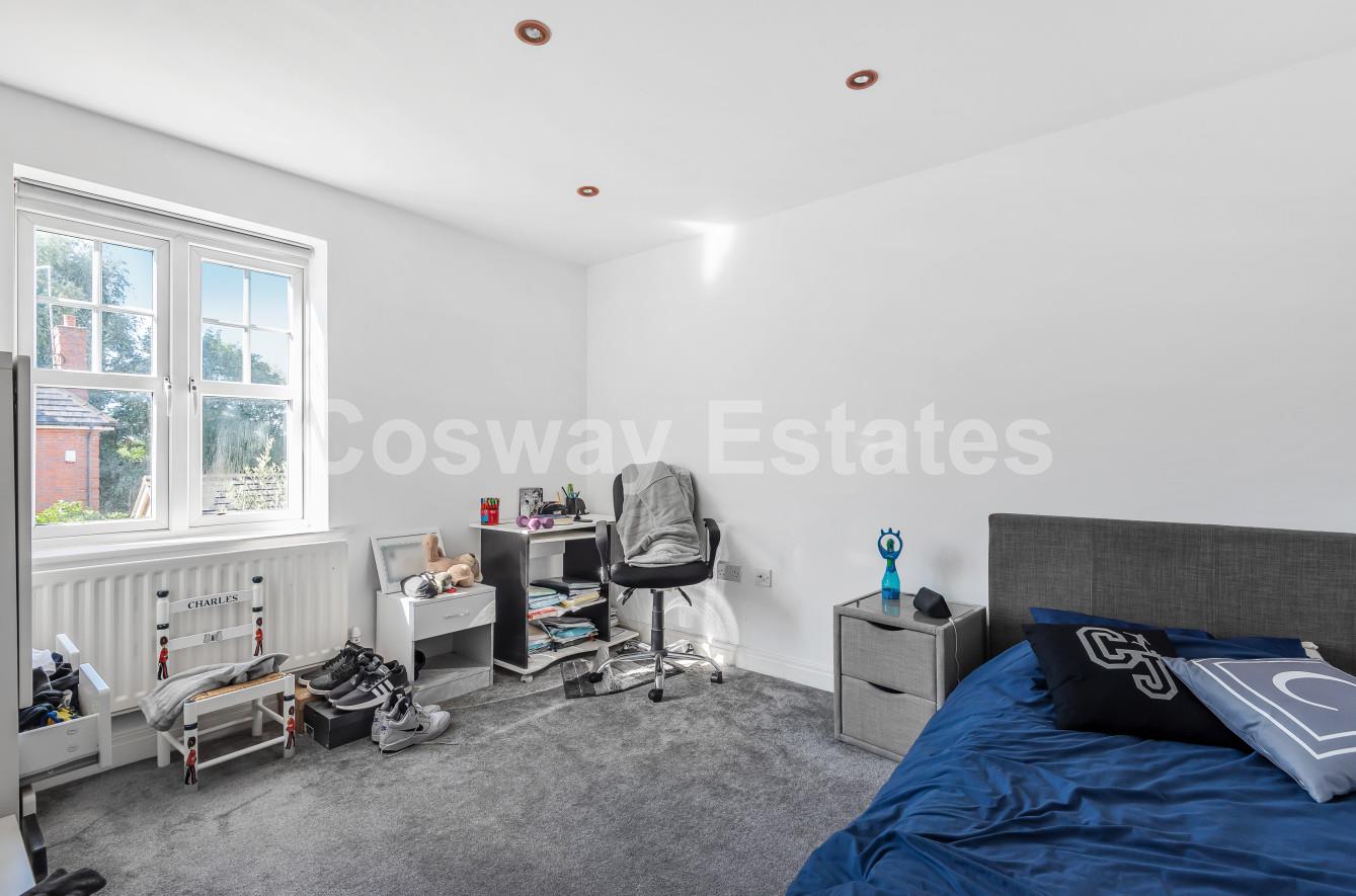 Kingsbridge Drive, London
